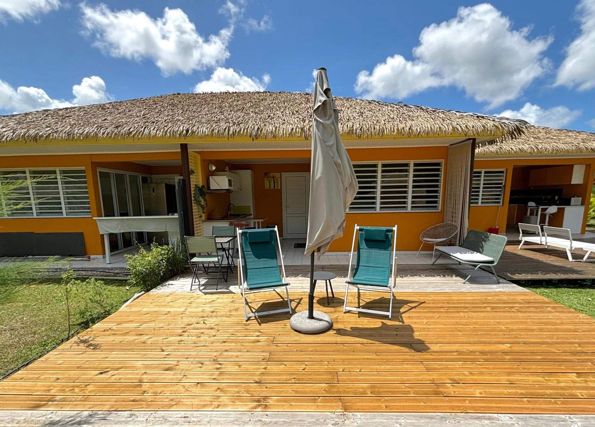 Bungalow La Kawannaise - Piscine, Terrasse, Plage Grand-Bourg  ภายนอก รูปภาพ